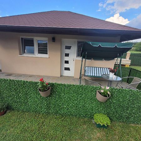 Apartmani Apolon Vrdnik Luaran gambar