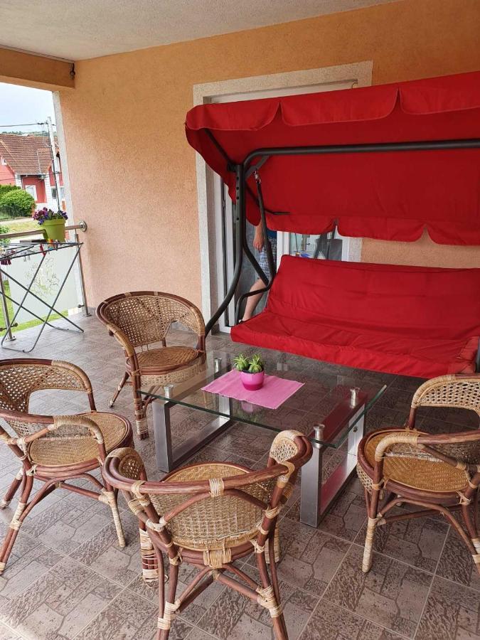 Apartmani Apolon Vrdnik Luaran gambar